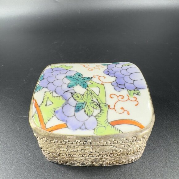 Vintage Silver Plated Trinket Box Holder Multicolor Porcelain Top Floral Pattern - Picture 9 of 12